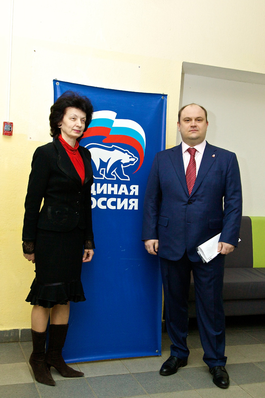 Депутат Сергей Кондрашов поздравил коллективы и руководителей 12-ти детских садов с  Международным женским днем