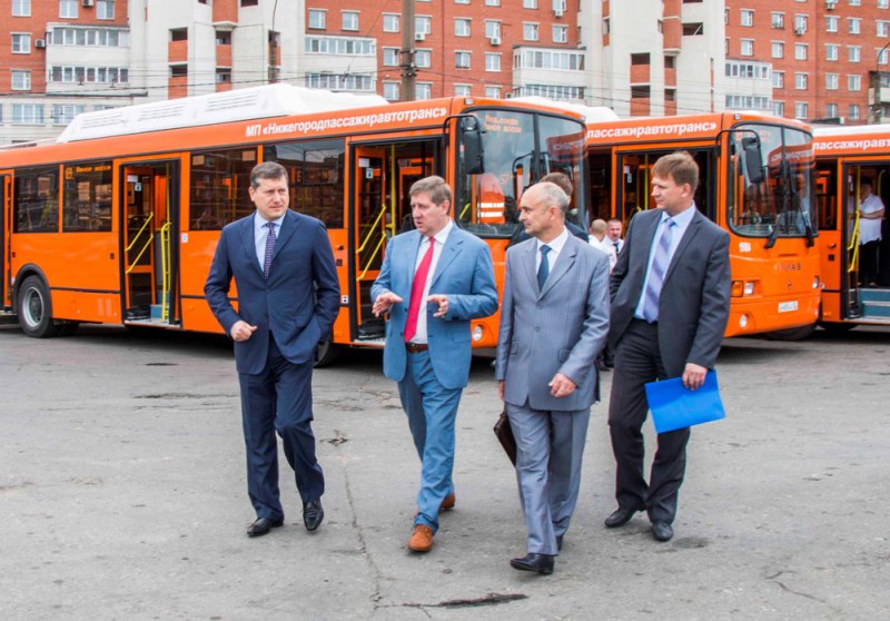 «Городу нужно еще 300-400 автобусов большой вместимости, чтобы кардинально улучшить транспортную ситуацию», - Олег Сорокин