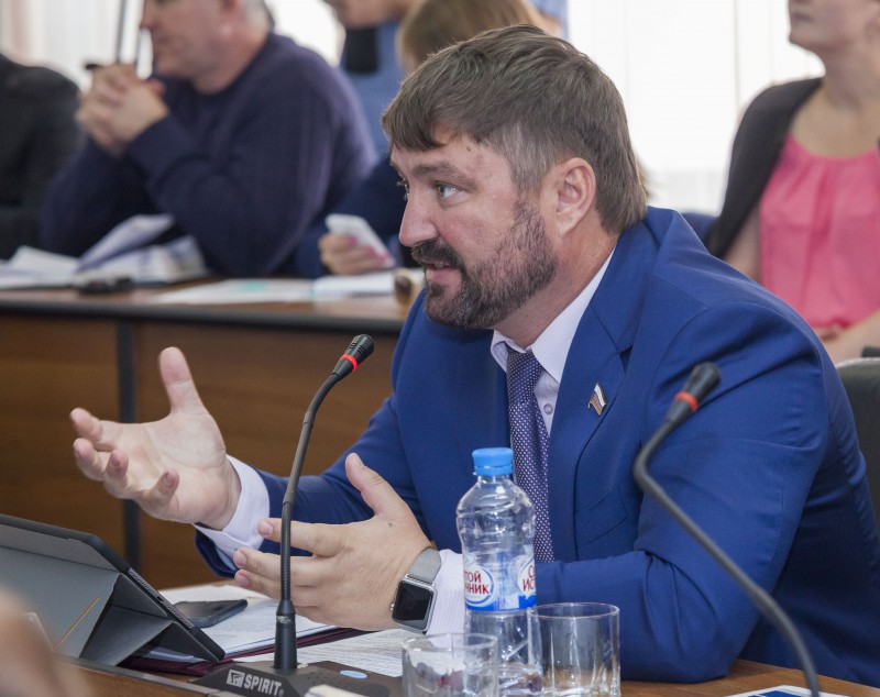 Владислав Атмахов: «Есть разные системы формирования местного самоуправления, их надо просто предложить»
