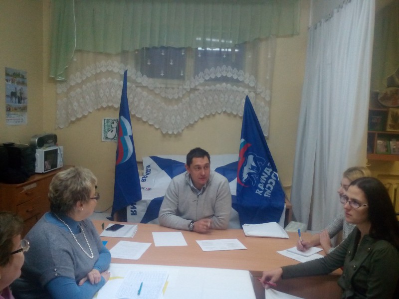 Депутат Алексей Бобров 1 декабря провел прием граждан