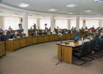 На совместном заседании комиссий депутаты городской Думы решили обратиться в Законодательной Собрание об исключении Нижнего Новгорода из законопроекта по реформе органов МСУ
