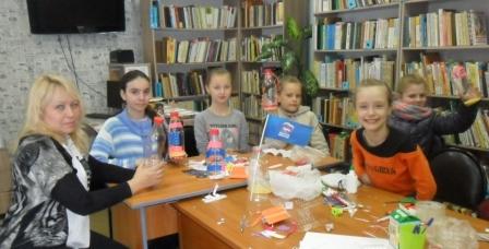 В детском клубе «Штоколо» состоялся мастер-класс по изготовлению кормушек для птиц