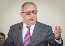 Алексей Гойхман: «Выделены бюджетные средства на обновление подвижного состава муниципального транспорта»