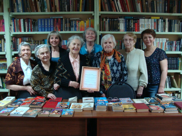 Депутат В.Е. Агафонов поздравил с праздником День библиотек читателей и сотрудников ЦБС Нижегородского района