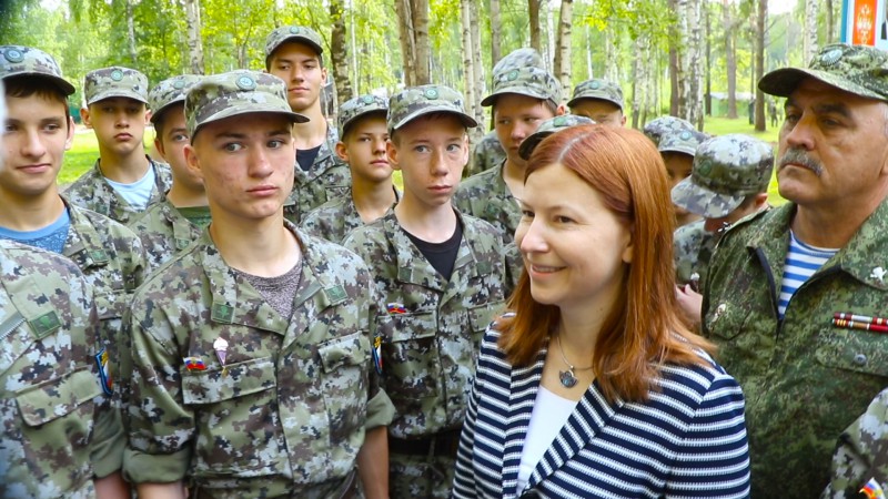 Благодарность главе города Елизавете Солонченко и коллективу лагеря «Хочу стать десантником»  от Н.Н.Кобылкиной