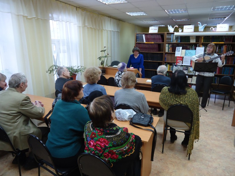 Депутат В.Е. Агафонов поздравил женщин с Праздником 8 марта