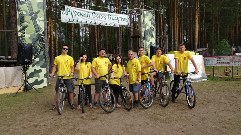 Депутат Игорь Богданов организовал молодежный слет в палаточном лагере «Ветлуга»