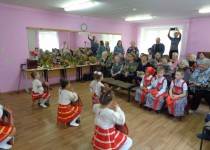 В ТОС Б.Корнилова жителей поздравили с Днём пожилого человека