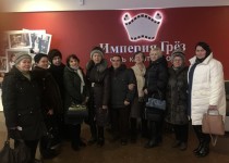 Активисты ТОС центра Сормова и микрорайона Вождей революции посетили кинотеатр