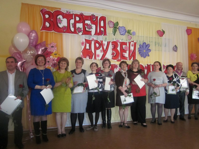 Андрей Дранишников поздравил коллектив школы №148 с 65-летним юбилеем