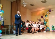 Владимир Поддымников-Гордеев принял участие в церемониях Последнего звонка