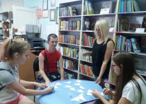 ТОС поселка Мостотряд организовал для детей мастер – класс по изготовлению «Газета памяти»