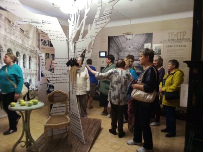 Жители ТОС Высоково посетили музей-квартиру А.М. Горького