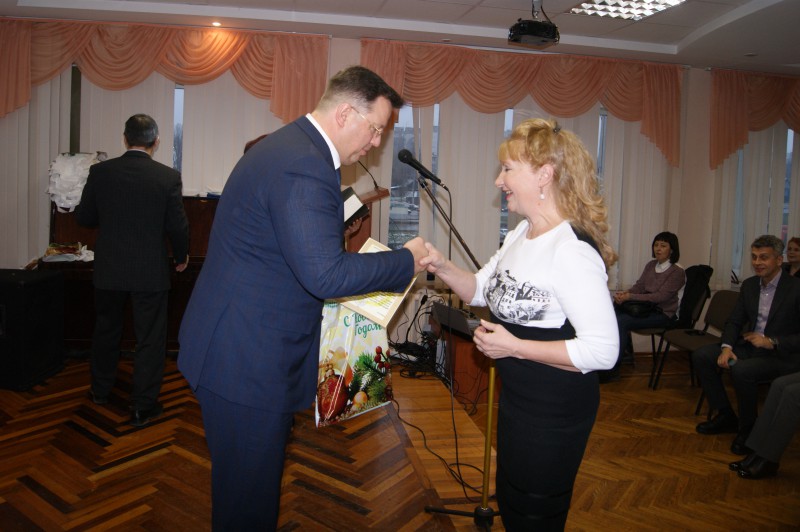 В Советском районе наградили активных жителей и поздравили с 25-летием основания ТОС