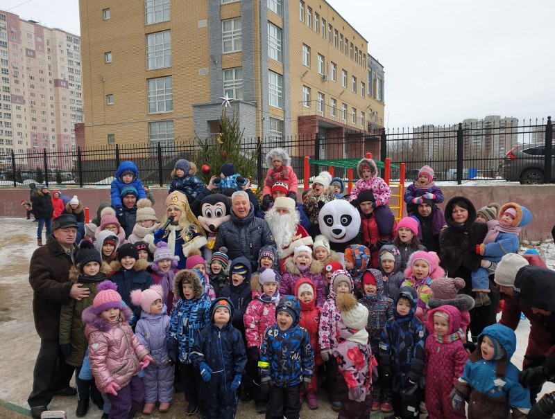 При поддержке Шамиля Аляутдинова прошел дворовый праздник в ЖК «Маяк»