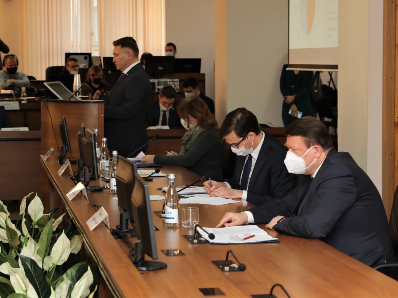 Олег Лавричев принял участие в публичных слушаниях по проекту бюджета Нижнего Новгорода на 2021 год