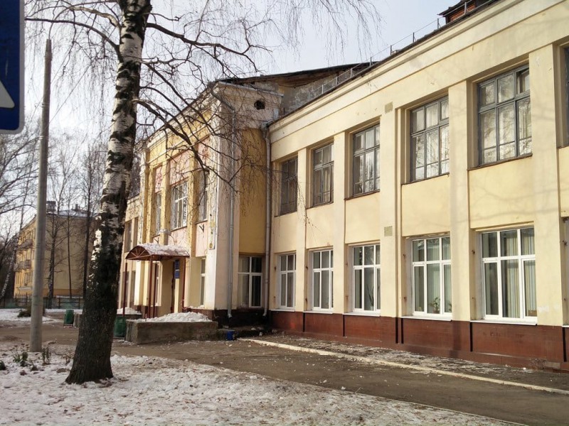 Николай Чернышов организовал совещание по вопросу капитального ремонта школы № 48