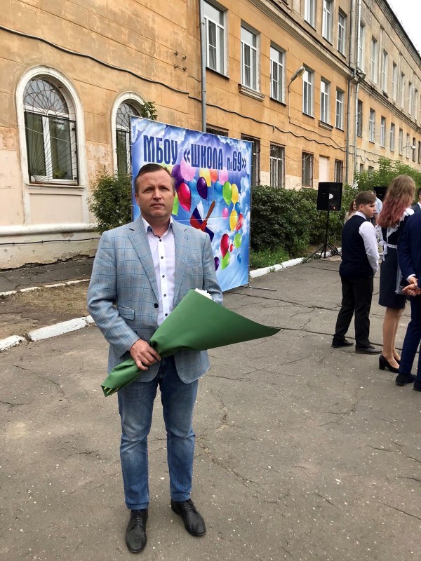 Герман Карачевский поздравил учеников и педагогов школ Московского района с Днем знаний