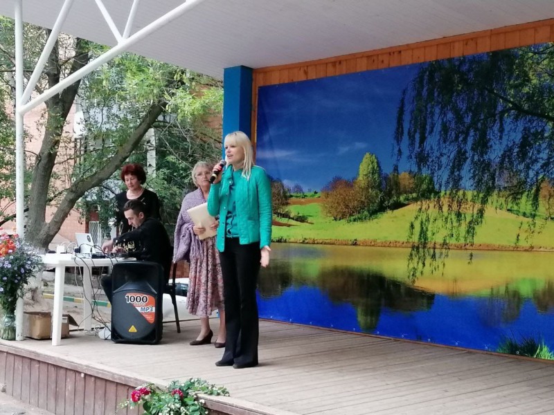 Анна Татаринцева приняла участие в праздничной программе в микрорайоне Кузнечиха-2