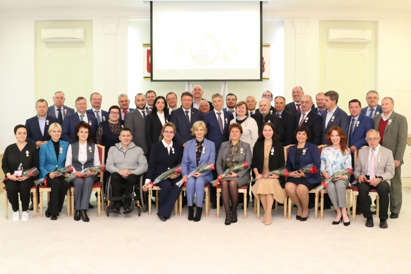 Депутаты городской Думы разных созывов награждены юбилейными медалями «В память 800-летия Нижнего Новгорода»