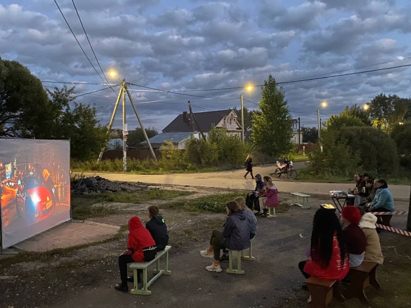 В поселке Новое Доскино прошел кинопоказ для жителей «Наш Кинодворик»