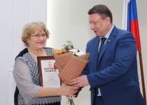 Олег Лавричев поздравил городской Совет ветеранов с 35-летием организации