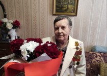 Сергей Пляскин поздравил со 100-летием Ирину Захаровну Чайку
