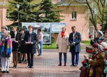 Сергей Пляскин принял участие в торжественном митинге, посвященном 77-й годовщине Победы