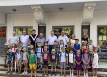 Владимир Амельченко принял участие в акции «Подарок первокласснику»
