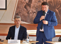 Председатель городской Думы Нижнего Новгорода Олег Лавричев представил отчет депутата по избирательному округу №30 за 2022 год