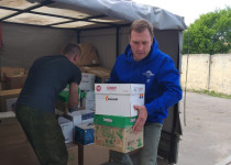 Станислав Прокопович принял участие в акции «Время добрых дел» по сбору гуманитарной помощи