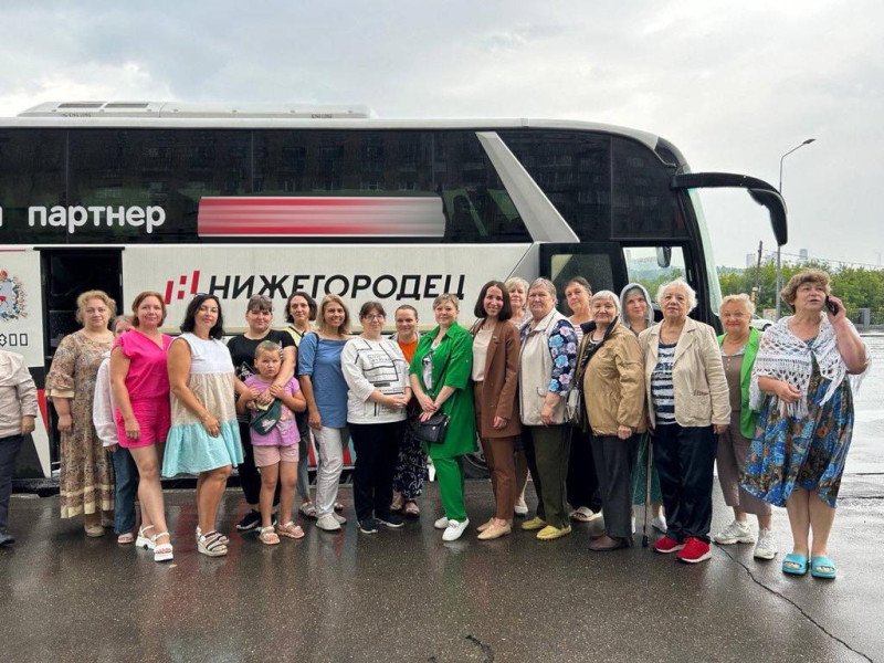 Депутаты городской Думы организовали для многодетных семей и активистов Ленинского района поездку в Городец