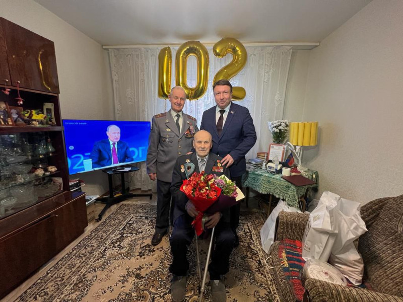 Олег Лавричев поздравил со 102-м днем рождения Заслуженного ветерана Нижегородской области Николая Федоровича Шишкина