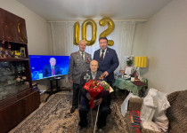 Олег Лавричев поздравил со 102-м днем рождения Заслуженного ветерана Нижегородской области Николая Федоровича Шишкина