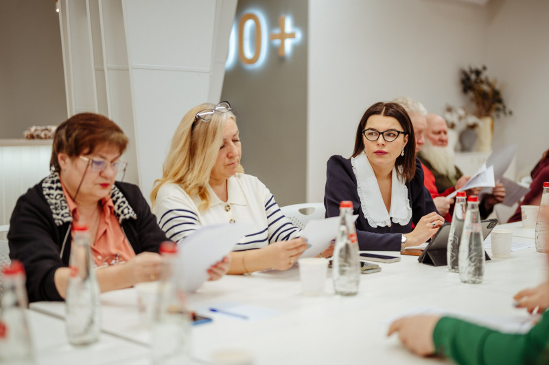 Мария Самоделкина организовала круглый стол по обсуждению мер поддержки волонтеров