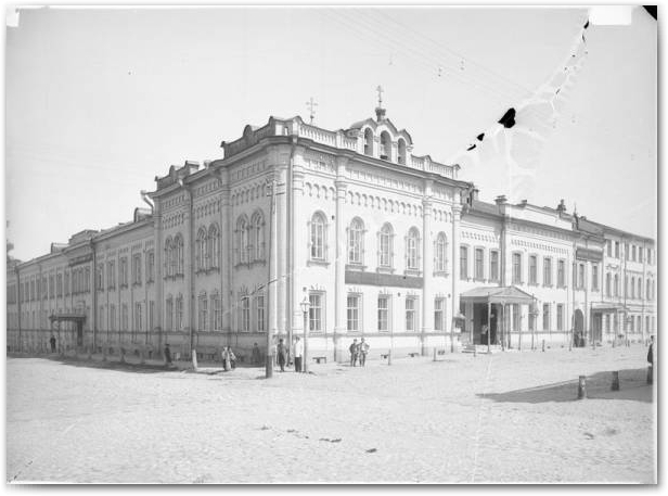 Первый городской логотип. Детская городская больница нижний новгород. 1 городской нижегородский. Нижегородский водопровод в 1847 году. Вдовий дом бугрова.