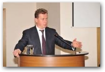   &raquo; Click to zoom ->