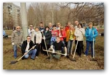   &raquo; Click to zoom ->