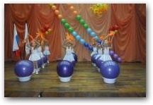   &raquo; Click to zoom ->