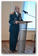   &raquo; Click to zoom ->