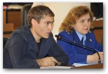   &raquo; Click to zoom ->