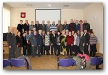   &raquo; Click to zoom ->