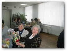   &raquo; Click to zoom ->