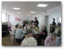   &raquo; Click to zoom ->