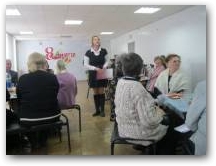   &raquo; Click to zoom ->