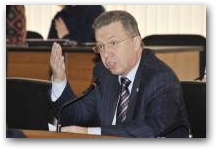   &raquo; Click to zoom ->