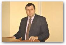   &raquo; Click to zoom ->