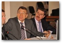   &raquo; Click to zoom ->