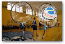   &raquo; Click to zoom ->