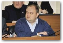   &raquo; Click to zoom ->